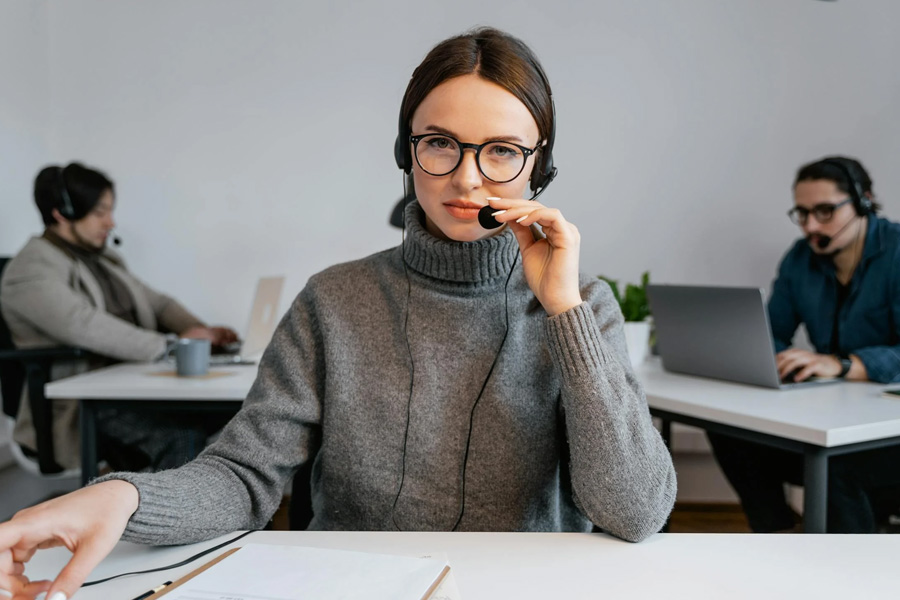 5 Smart Tips for Mastering Contact Center Outsourcing